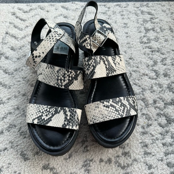 MADDEN GIRL CARTER PLATFORM REPTILE
LUG SANDALS Size 10 - Picture 5 of 12